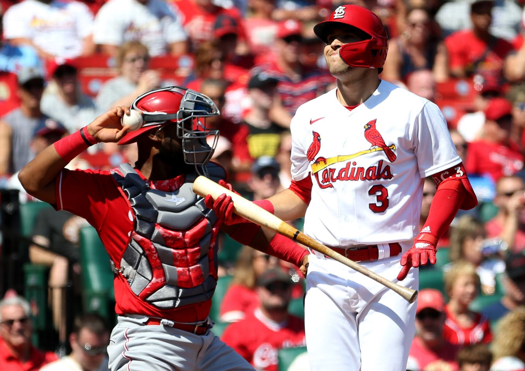 Cardinals beat Cincinnati Reds 5-1 in of doubleheader